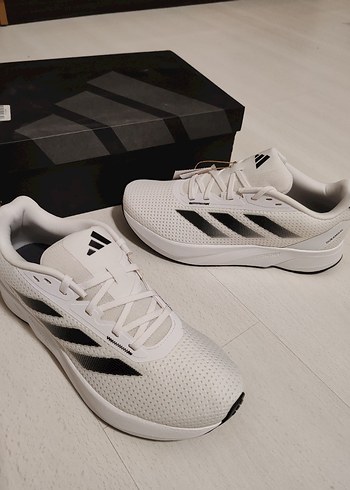 Adidas 42