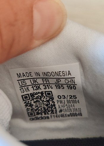 Adidas spor ayakkabı 31.5 numara - Görsel 7