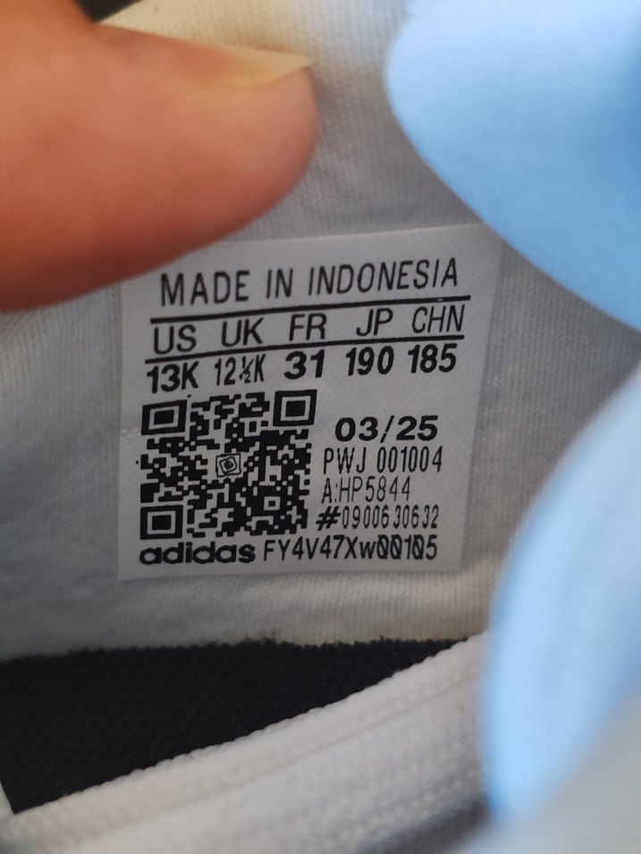 Beyaz Adidas Koşu ve Antrenman Ayakkabısı - Görsel 5