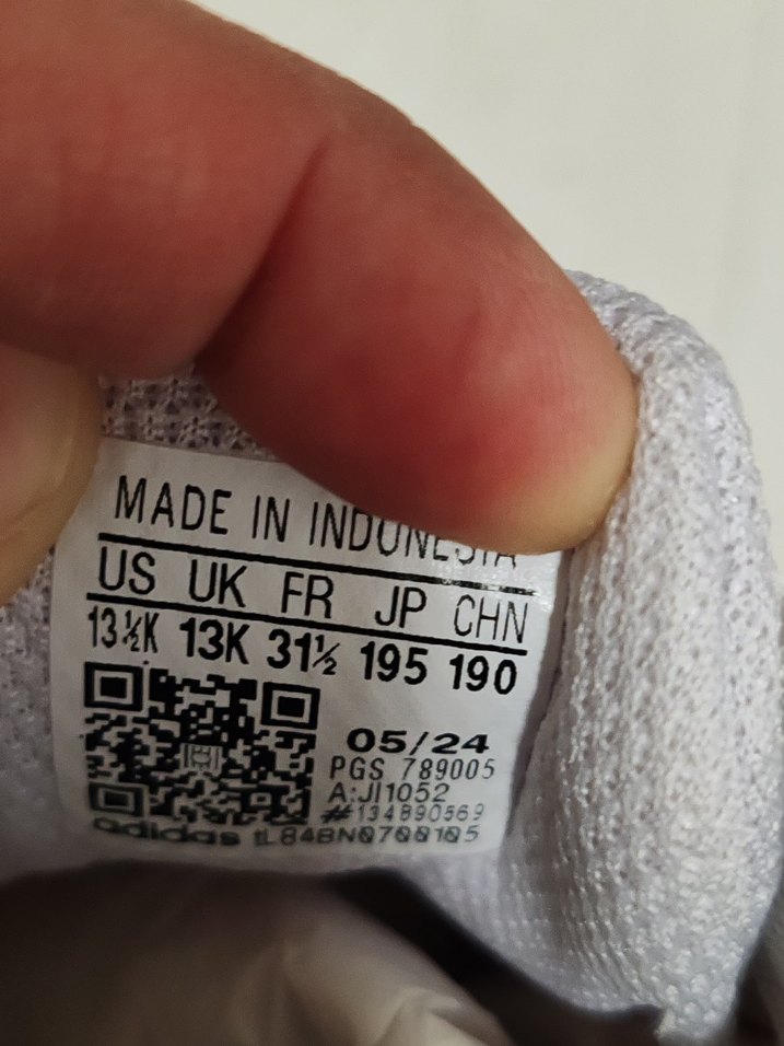 Kız Çocuk Pembe Adidas Spor Ayakkabı 31.5 numara - Görsel 2