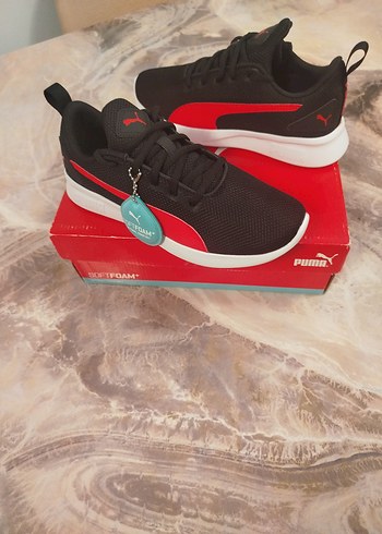 Puma Siyah Kırmızı Erkek Spor Ayakkabı - Görsel 2