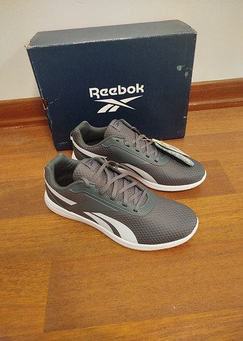 Reebok 42