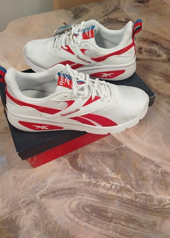 Reebok Beyaz Kırmızı Spor Ayakkabı - Görsel 4