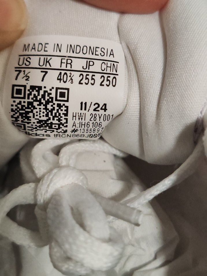 Erkek Beyaz Elastik Adidas Koşu Ayakkabısı 40.5 numara - Görsel 5