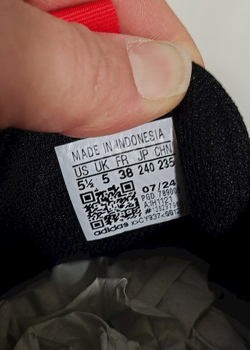 Marvel Baskılı Kırmızı Erkek Çocuk Spor Ayakkabı 38 numara - Görsel 2