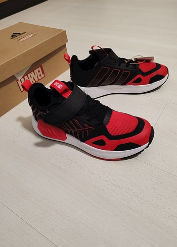 Marvel Baskılı Kırmızı Erkek Çocuk Spor Ayakkabı 38 numara - Görsel 5