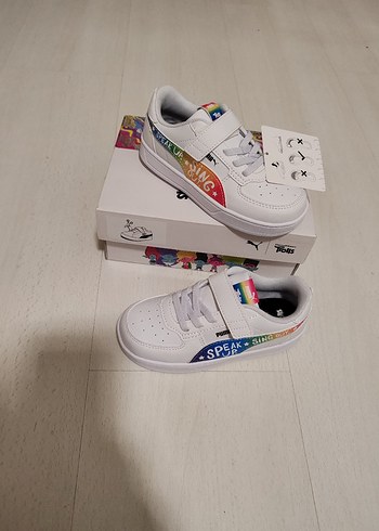 Kızlar için Renkli Baskılı Cırt Cırtlı Spor Ayakkabı - Görsel 6