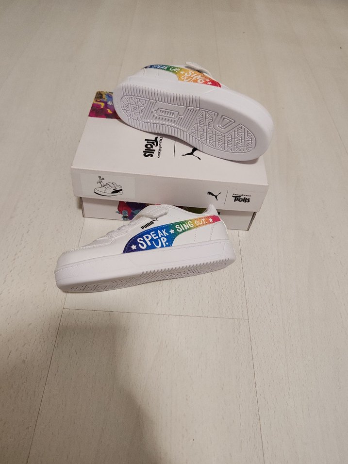 Kızlar için Renkli Baskılı Cırt Cırtlı Spor Ayakkabı - Görsel 3