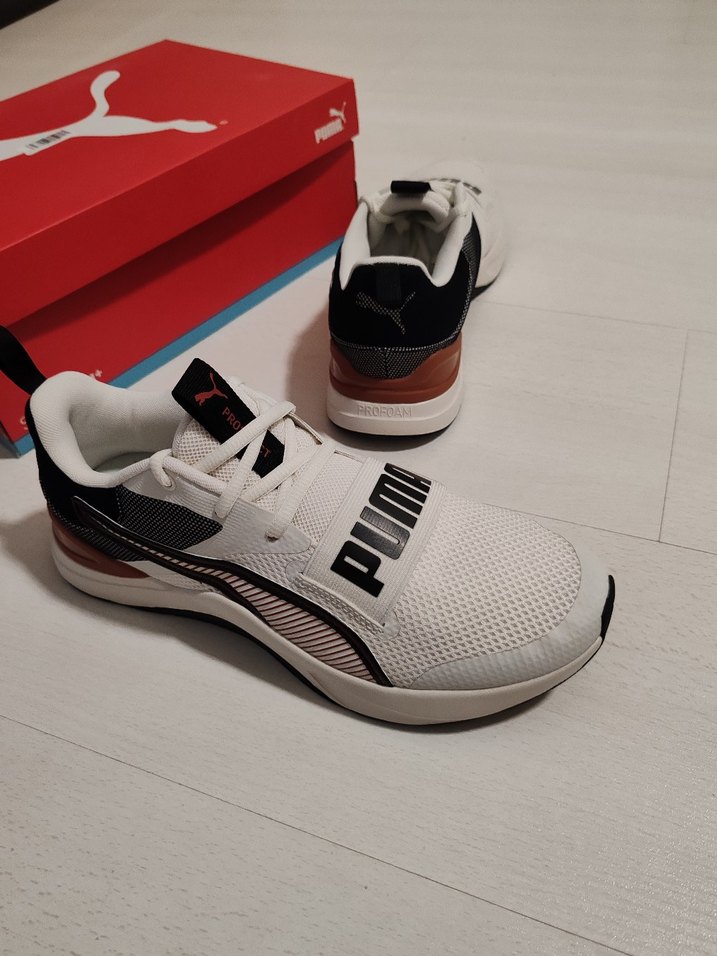 Beyaz Puma Spor Ayakkabı Velcro Detaylı - Görsel 3