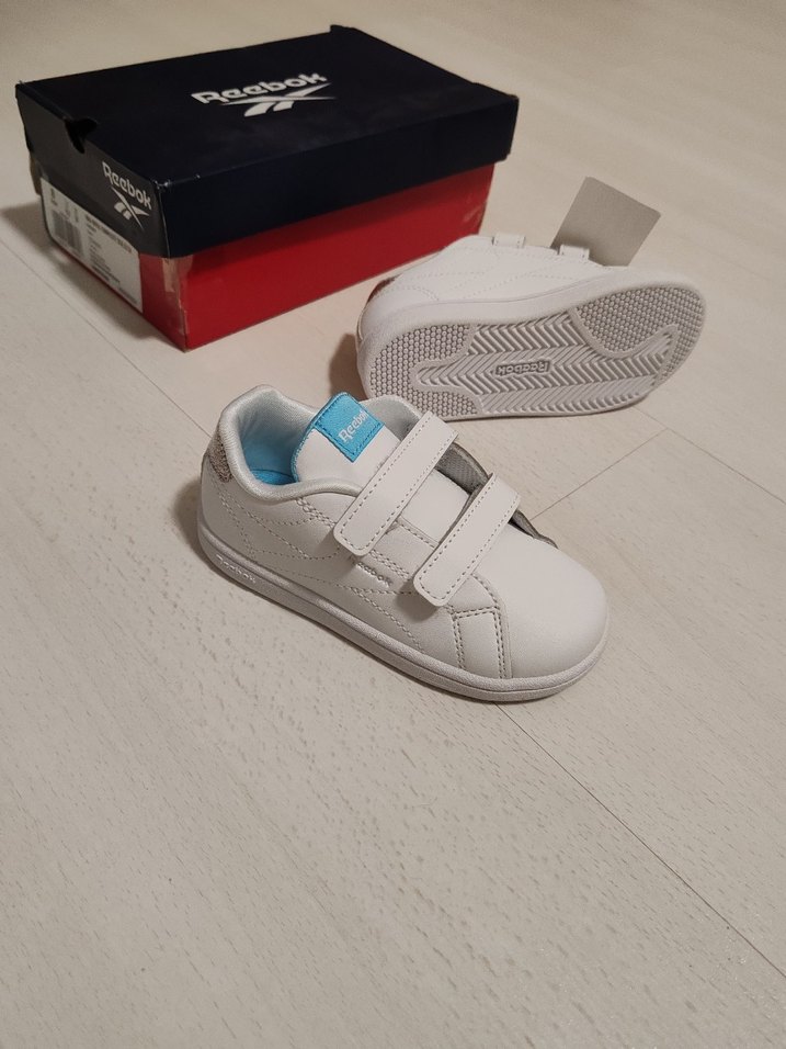 Kız Çocuk Beyaz Cırt Cırtlı Spor Ayakkabı 26.5 numara - Görsel 3