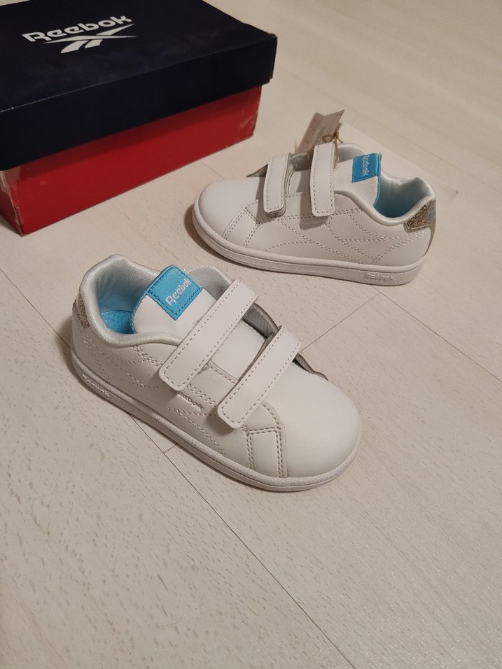 Kız Çocuk Beyaz Cırtcırtlı Spor Ayakkabı 24.5 numara - Görsel 3