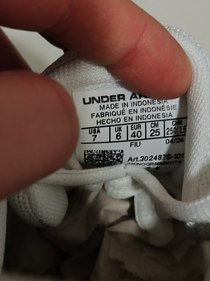 Under Armour Beyaz Erkek Koşu Ayakkabısı - Görsel 2