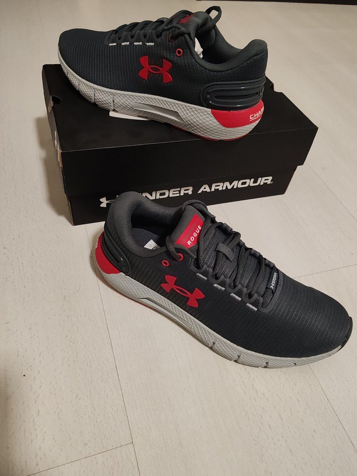 Under Armour Gri Erkek Koşu Ayakkabısı Velcro - Görsel 3