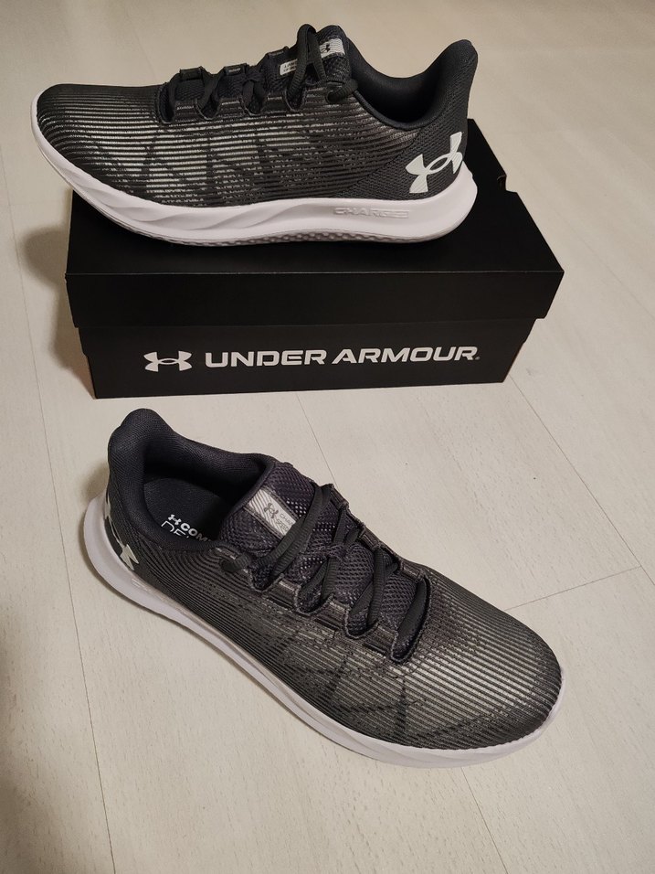 Under Armour Gri Erkek Spor Ayakkabısı - Görsel 2