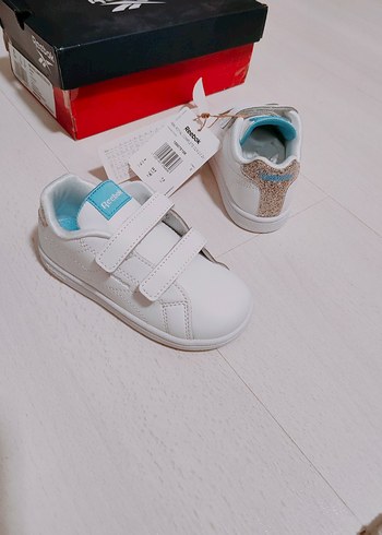 Beyaz  Çocuk Spor Ayakkabı Velcro 26.5 numara - Görsel 4