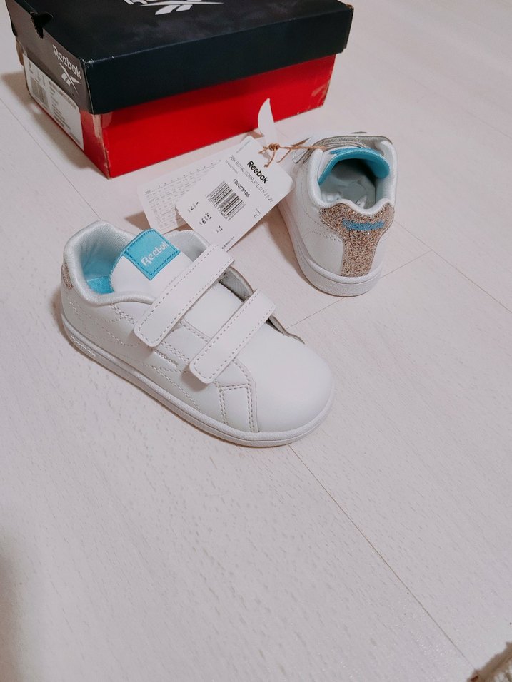 Beyaz  Çocuk Spor Ayakkabı Velcro 26.5 numara - Görsel 4