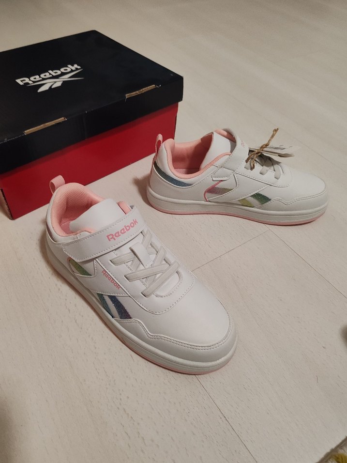 Kız Çocuk Beyaz Reebok Velcro Spor Ayakkabı - Görsel 5
