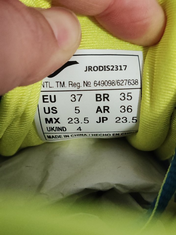 Joma Mavi-Sarı Spor Ayakkabı Velcro Bağcıklı 37 numara - Görsel 3