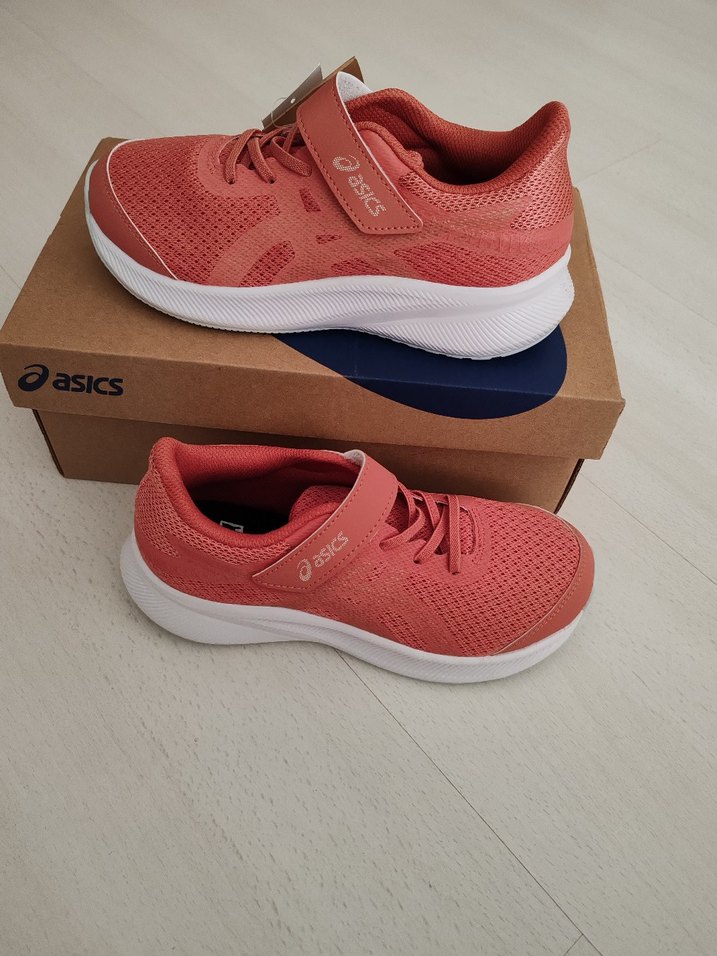 Kız Çocukları İçin  Asics Spor Ayakkabı 32.5 numara - Görsel 2