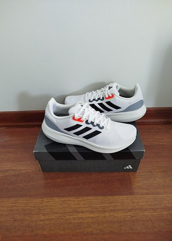 Erkek Beyaz Koşu ve Antrenman Ayakkabısı - Görsel 2