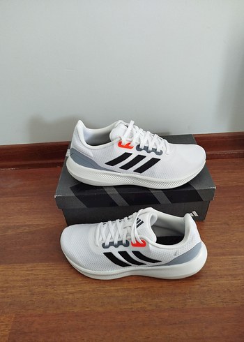 Erkek Beyaz Koşu ve Antrenman Ayakkabısı - Görsel 3