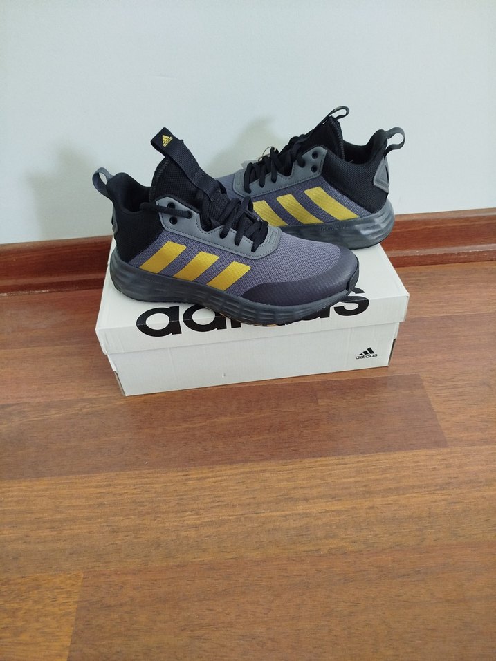 Gri Adidas Basketbol Ayakkabısı - Görsel 5