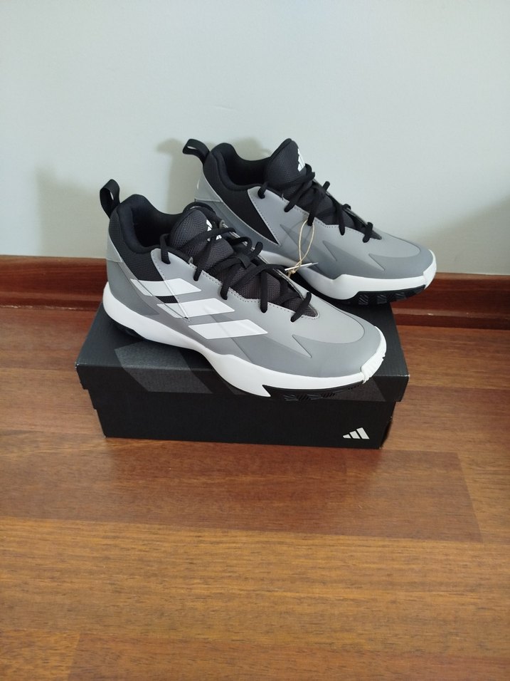 Gri Adidas Basketbol Ayakkabısı - Görsel 3