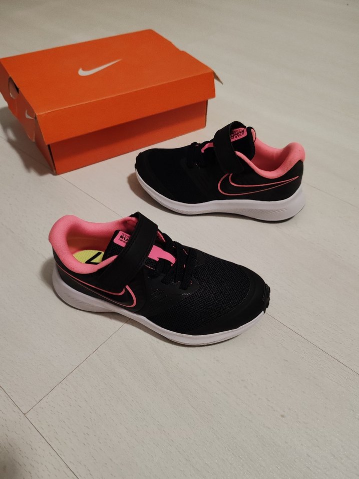 Kız Çocuk Siyah-Pembe Spor Ayakkabı 27.5 numara - Görsel 3