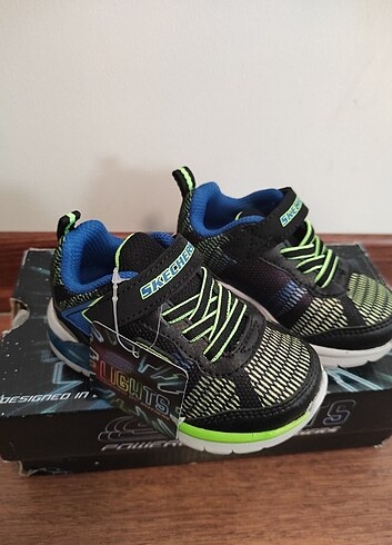 20 Beden siyah Renk Skechers çocuk spor ayakkabı