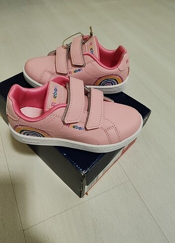 27 Beden pembe Renk #Reebok# spor ayakkabı