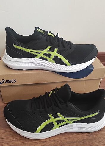 Asics ayakkabı 