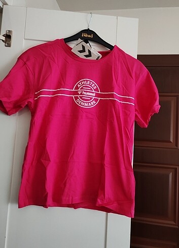 13-14 Yaş Beden pembe Renk #Hummel# #tişört#