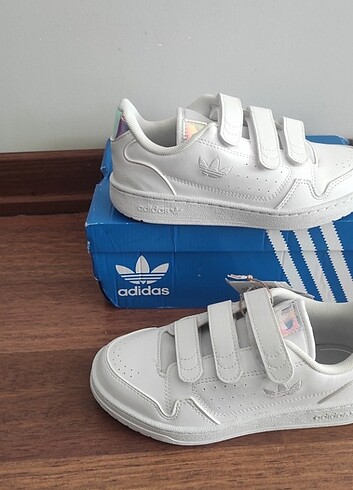 33 Beden Adidas ayakkabı