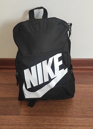 Nike çanta 