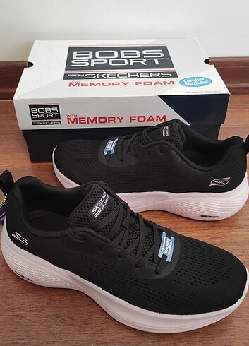 38,5 Beden siyah Renk Skechers ayakkabı 