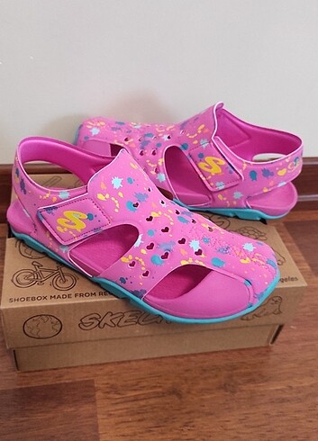 35 Beden Skechers sandalet
