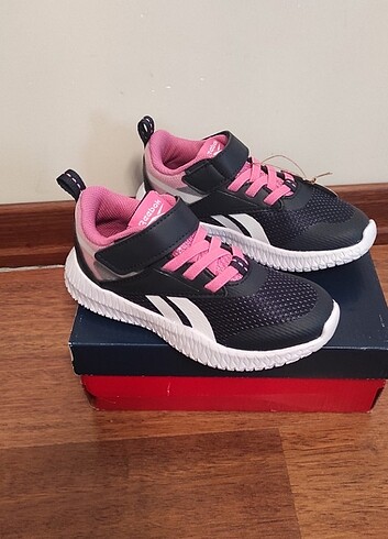 27 Beden Reebok