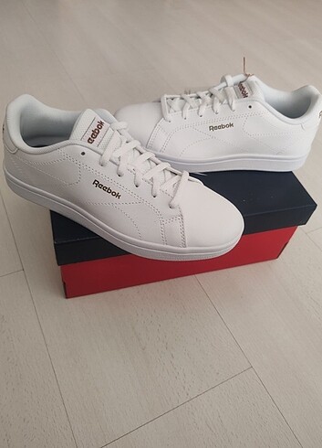 35,5 Beden beyaz Renk #Reebok# #spor ayakkabı# 