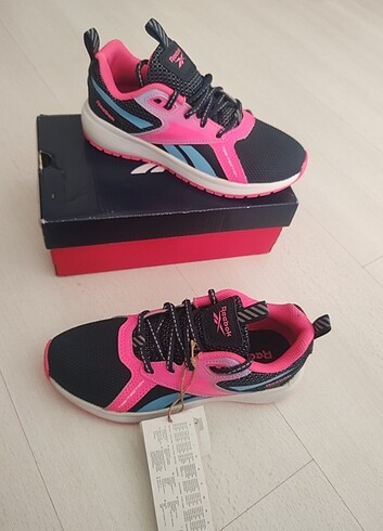 32 Beden lacivert Renk #Reebok# #spor ayakkabı#