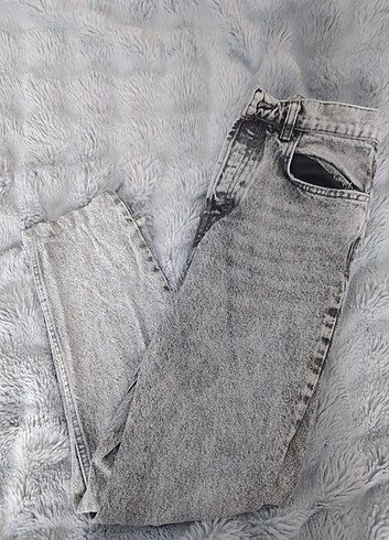 Gri jean