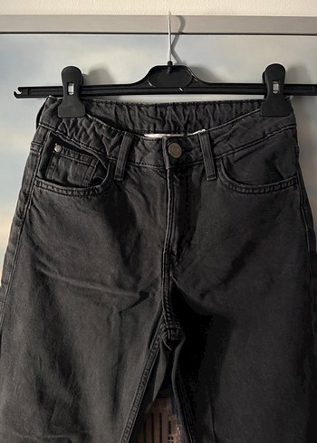 Kemer Detaylı Siyah Bol Kesim Kadın Kot Pantolon - Görsel 2