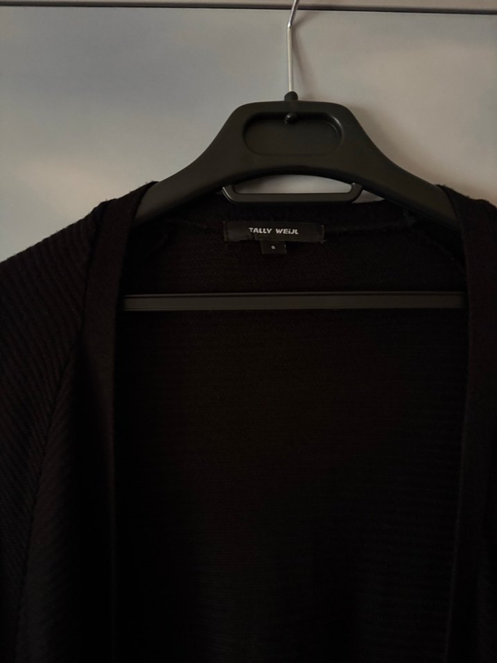 Kadın Siyah Hırka - Görsel 3