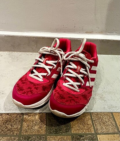 Adidas Duramo 7 Yürüyüş Ayakkabısı