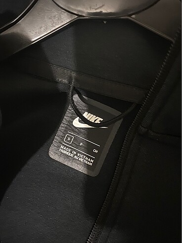 s Beden nike tech hırka