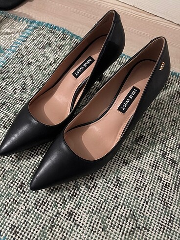 Nine West nine west siyah stiletto ayakkabı ?????