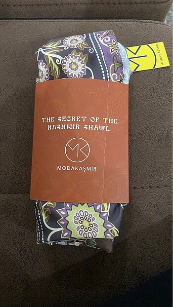 Desenli şal - Görsel 2