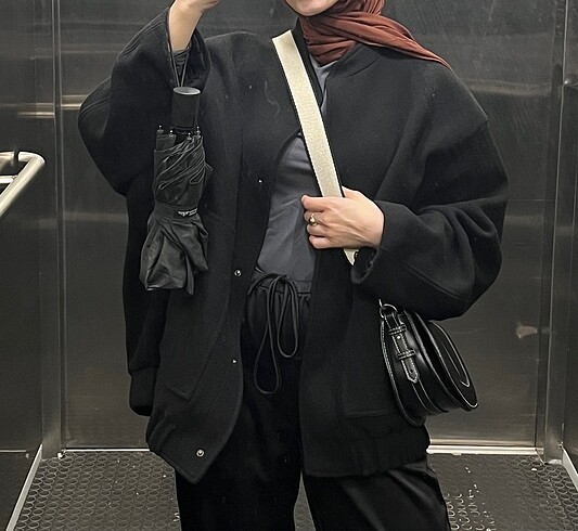 Zara Oversize siyah ceket