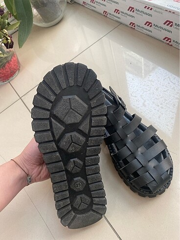 39 Beden siyah Renk Sandalet