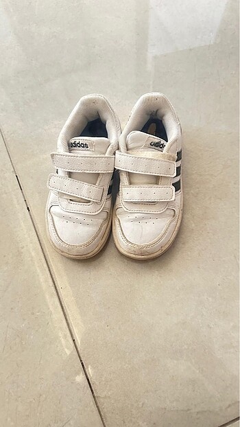 Adidas ayakkabı