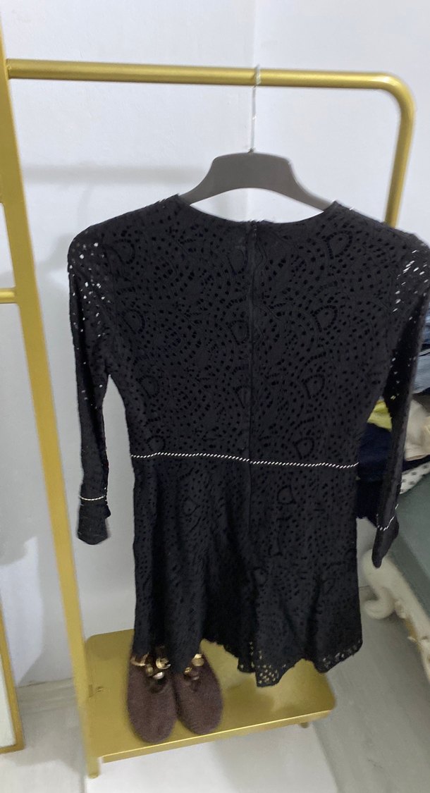 Dantel İşlemeli Siyah Midi Elbise - Görsel 5